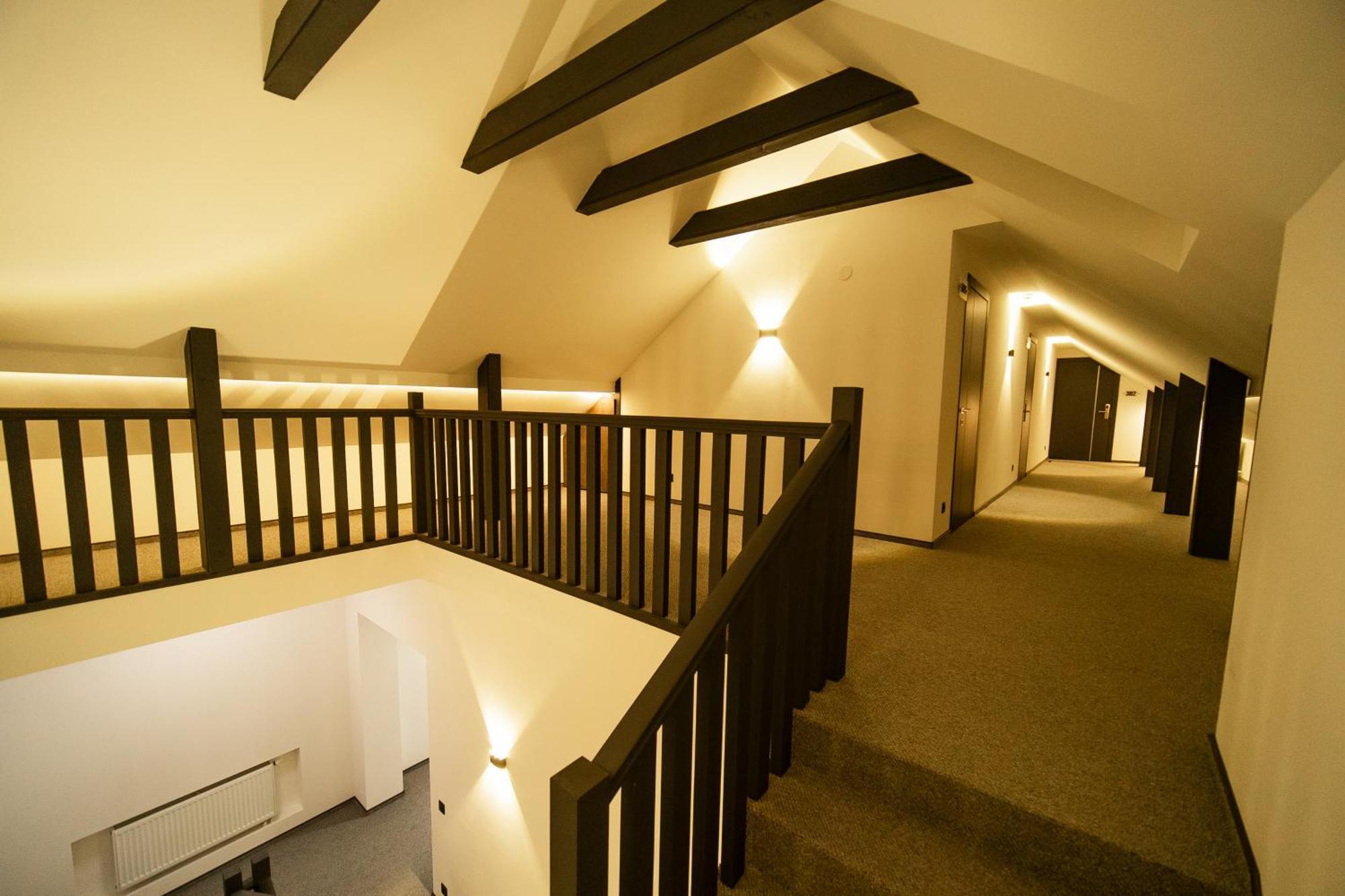 Royal Wood Hotel Rokytne  エクステリア 写真
