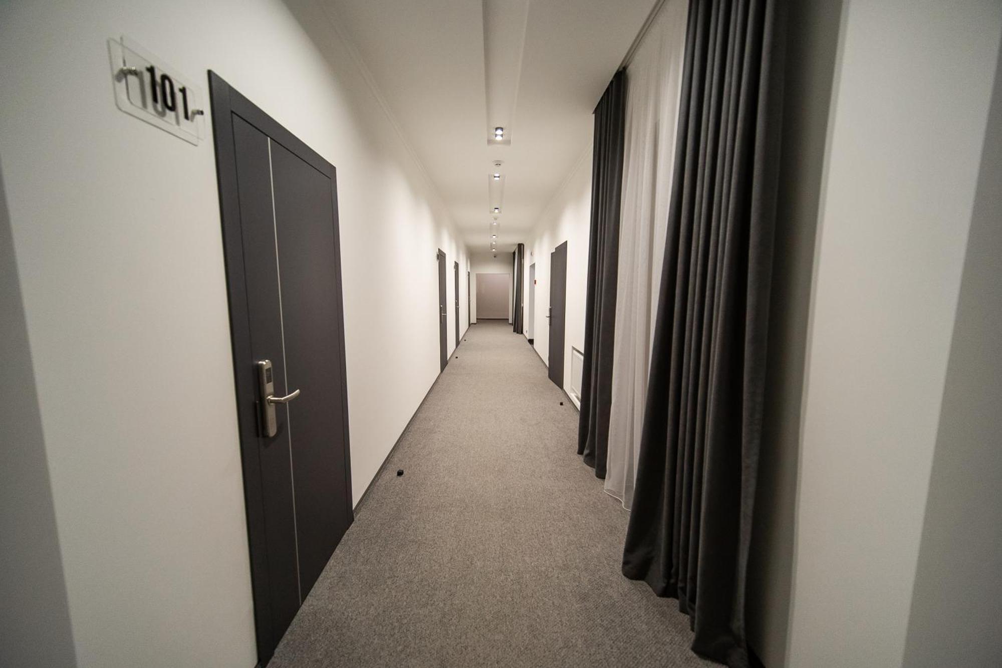 Royal Wood Hotel Rokytne  エクステリア 写真