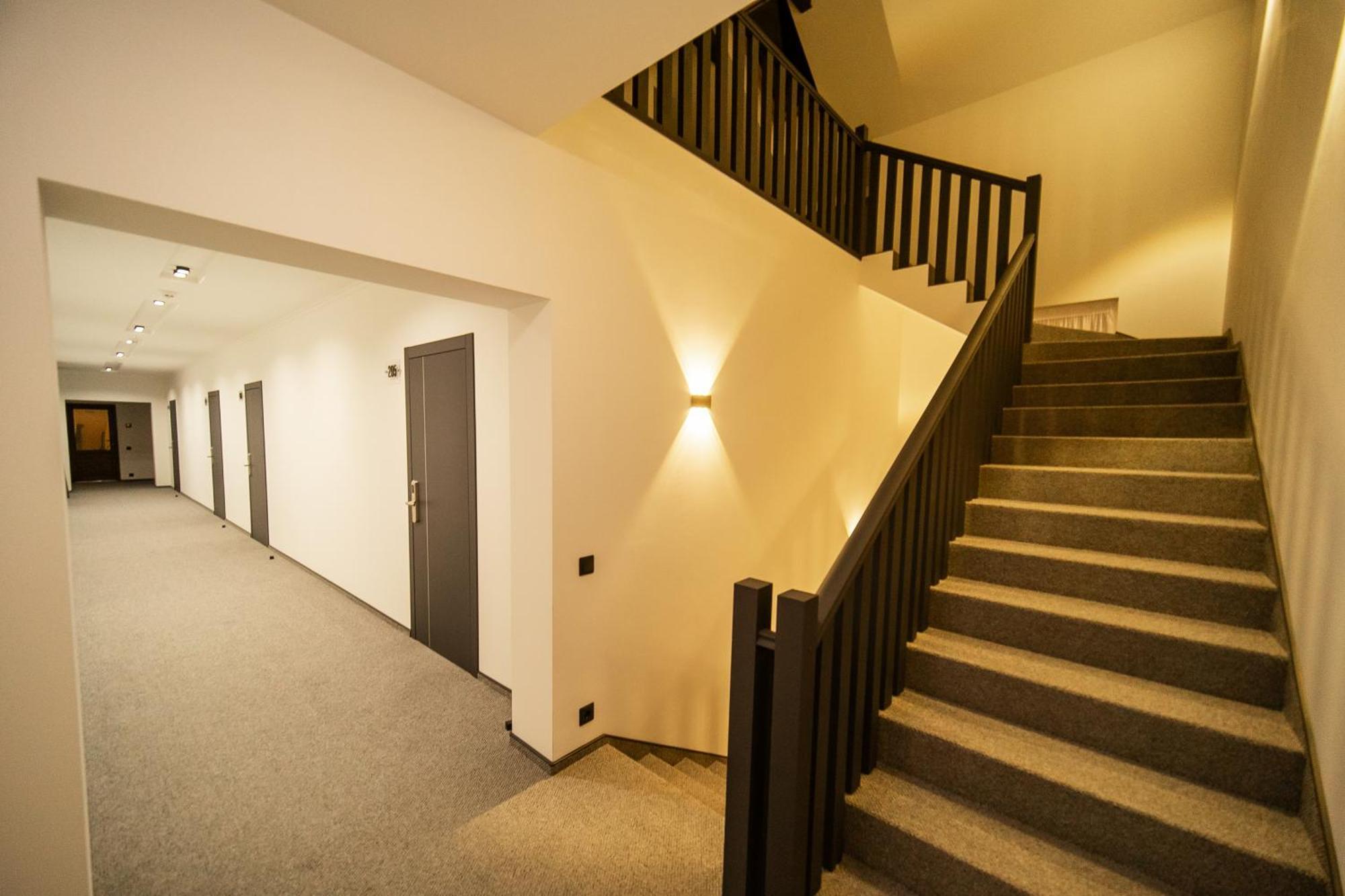 Royal Wood Hotel Rokytne  エクステリア 写真